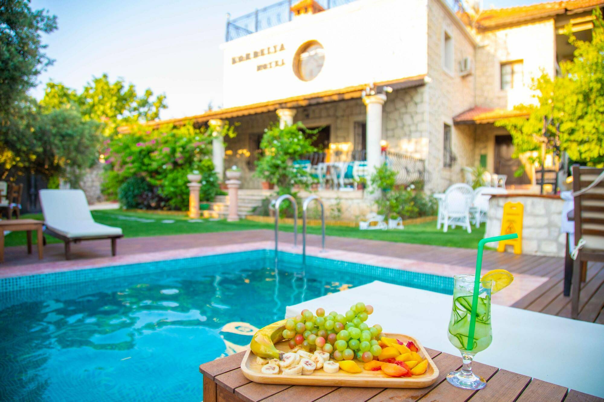 Kordelya Hotel Alaçatı Luaran gambar