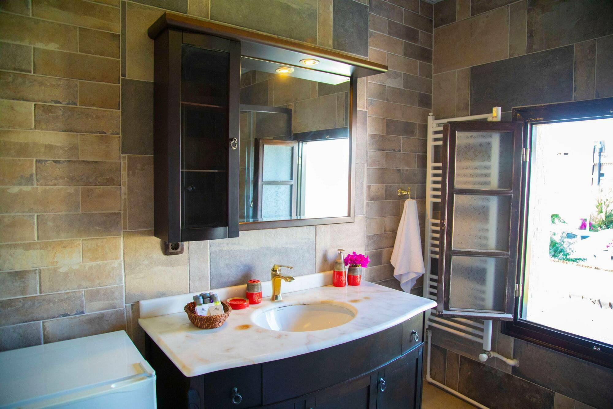 Kordelya Hotel Alaçatı Luaran gambar