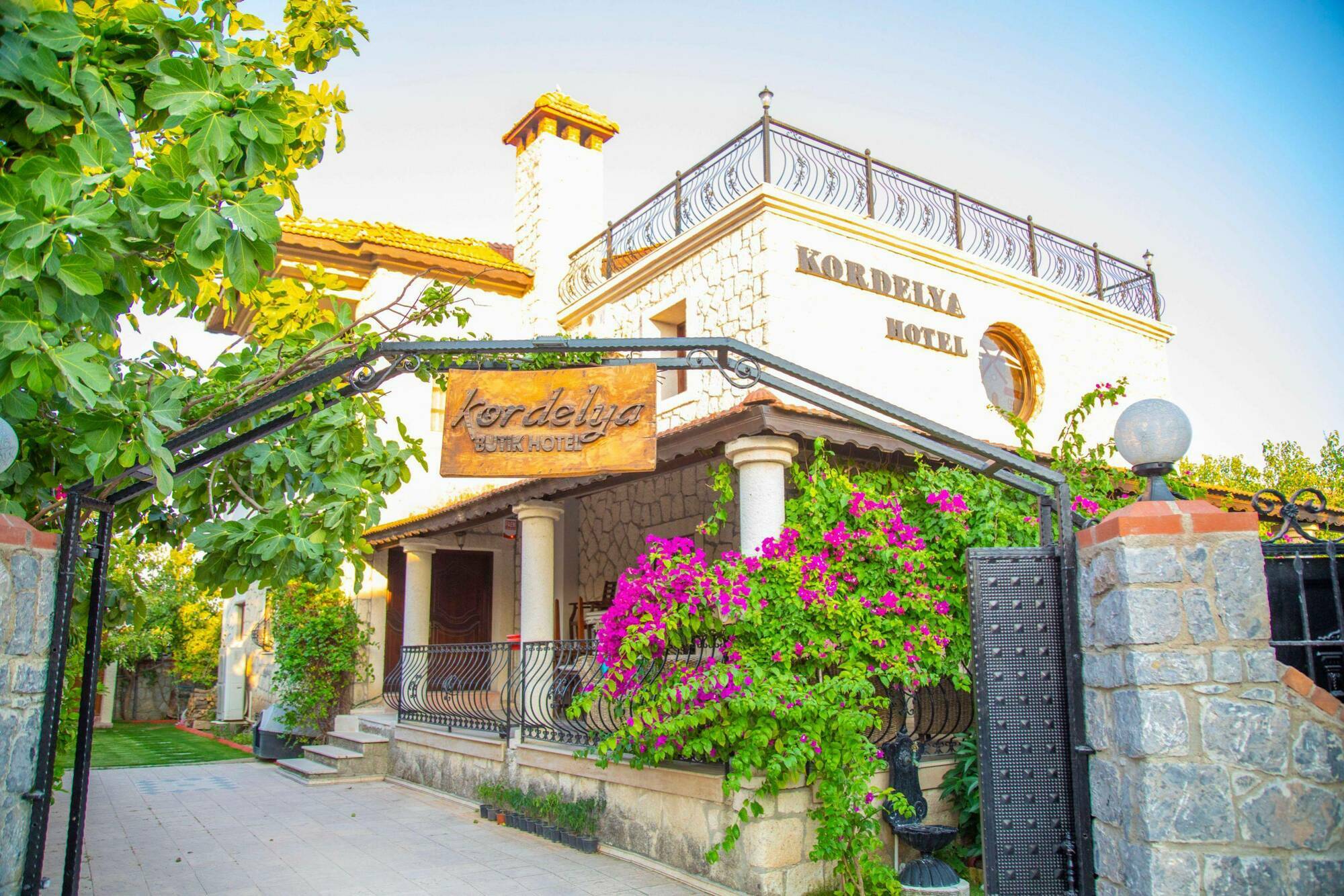 Kordelya Hotel Alaçatı Luaran gambar